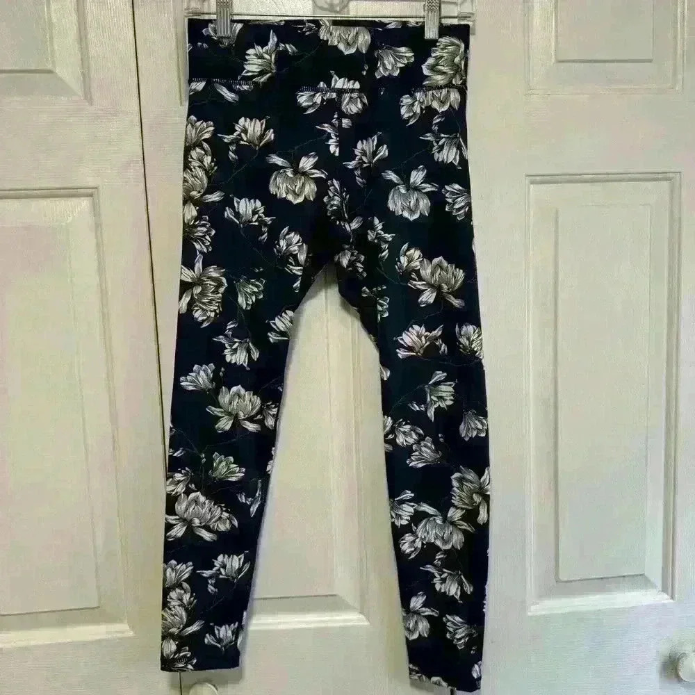 MinkPink Move Size Small Leggings